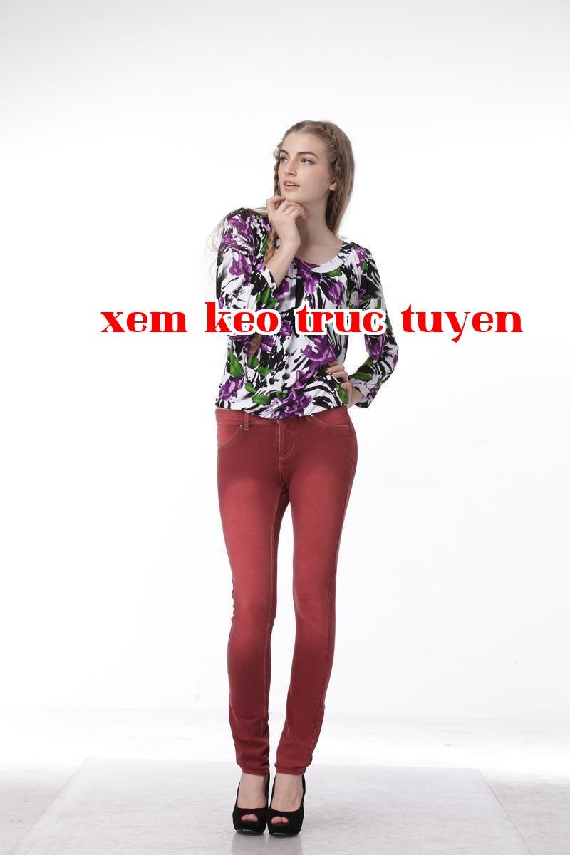 Áo thun in hình tay dài